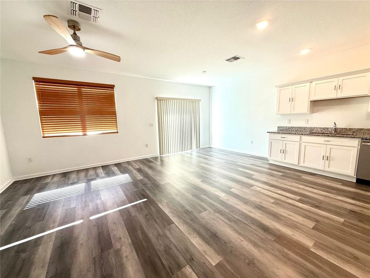 5956 Piney Shrub Pl - Photo 3 of 17