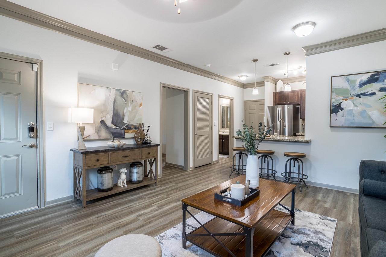 Avenues at Tuscan Lakes - Photo 2 of 50