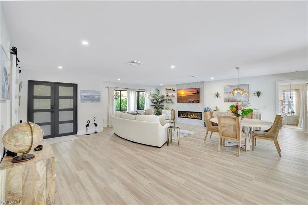 236 Lagoon Avenue - Photo 3 of 18