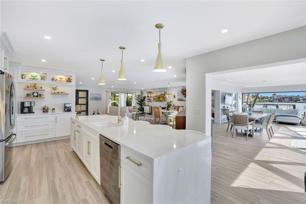 236 Lagoon Avenue - Photo 5 of 18