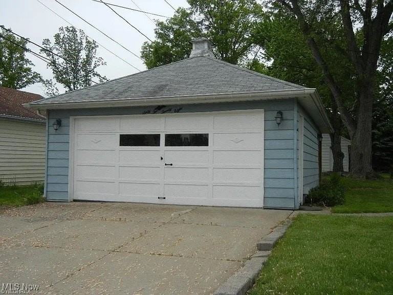 6228 Archwood Road - Photo 6 of 6