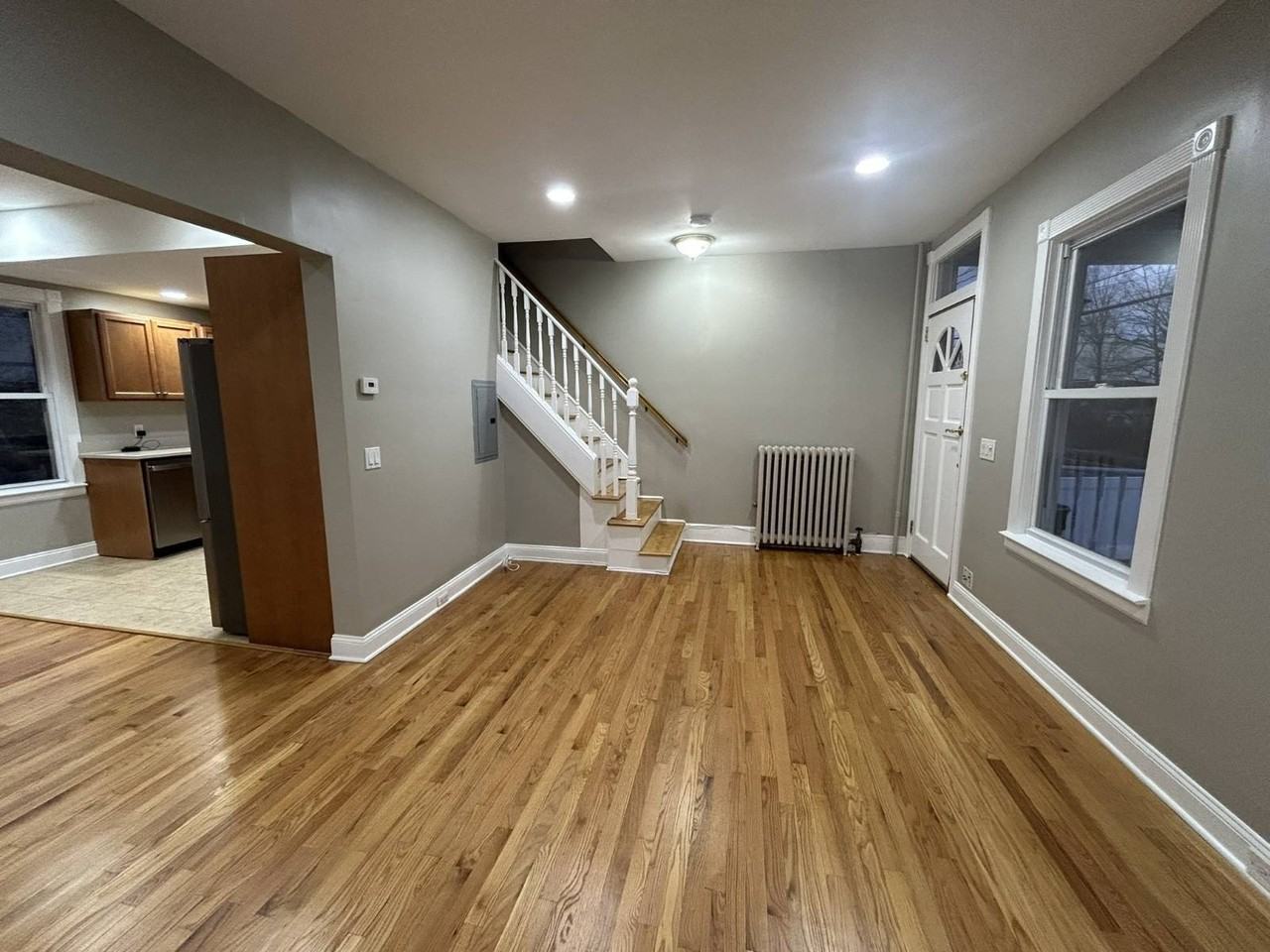 42 Vanderbilt Ave - Photo 5 of 29