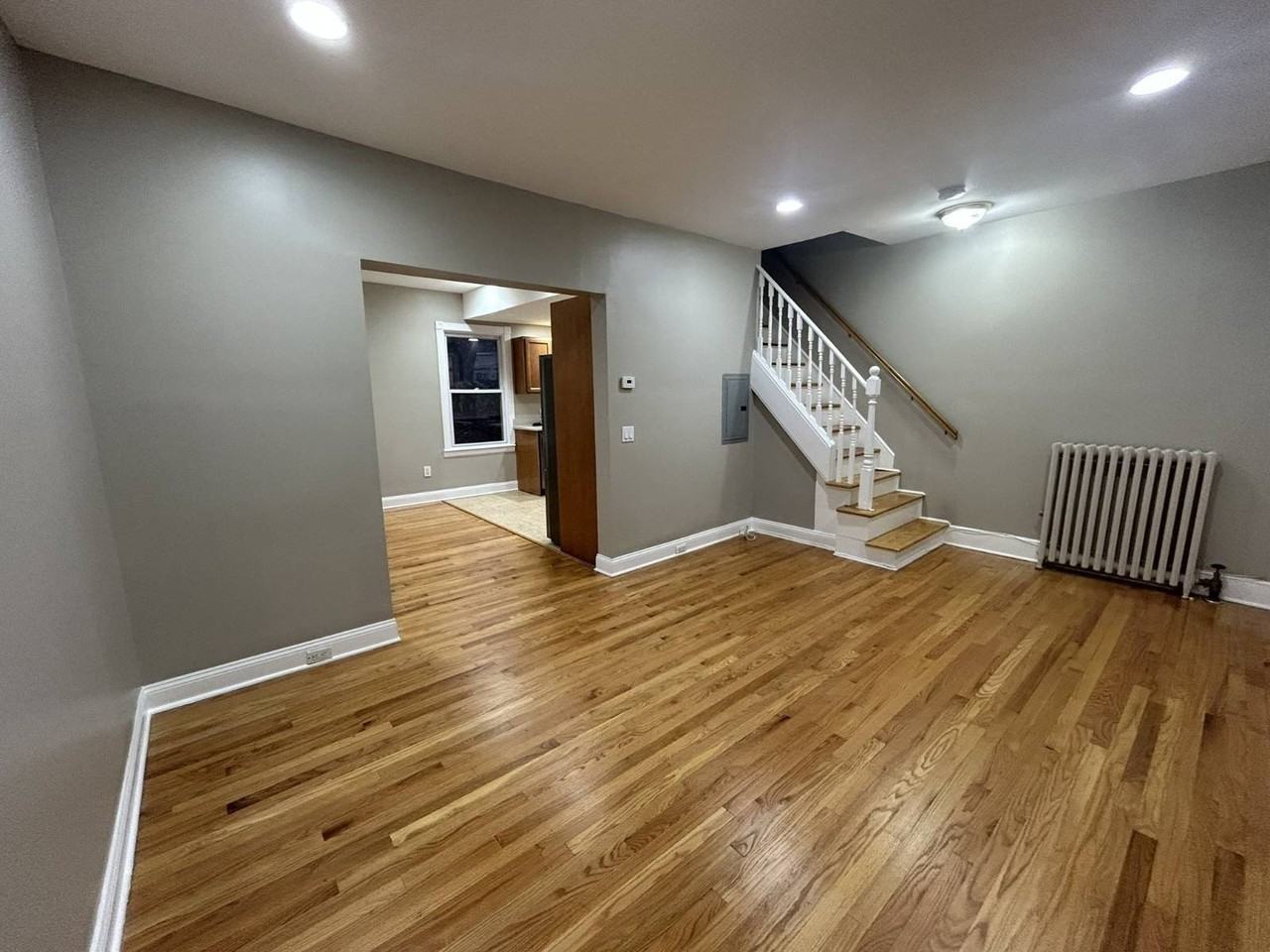 42 Vanderbilt Ave - Photo 6 of 29