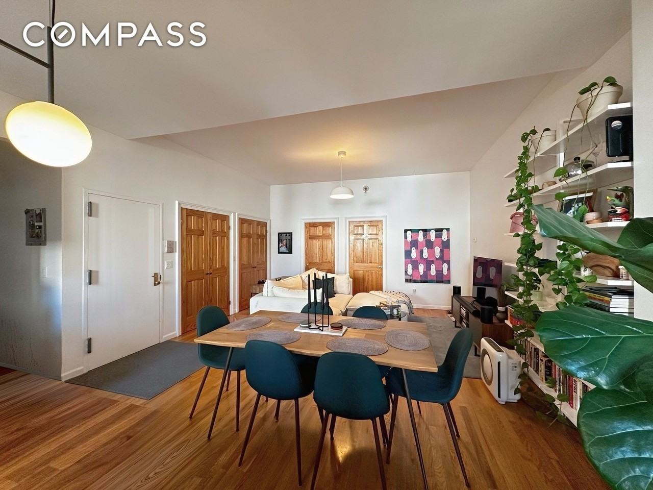 75 Warren St #4 - Photo 2 of 11