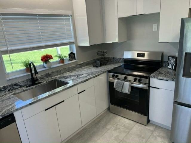 4760 Carefree Trail #4760A - Photo 3 of 11