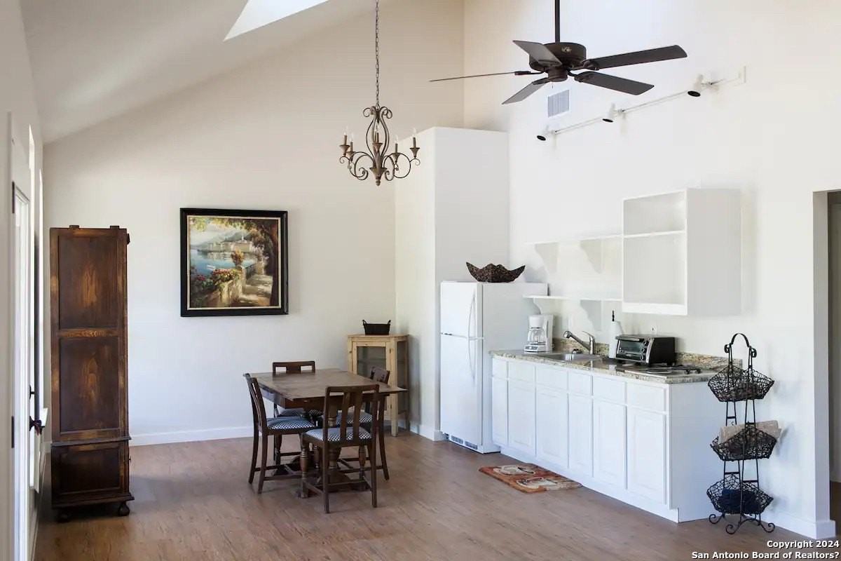 105 Ranch Road 473 - Photo 3 of 29