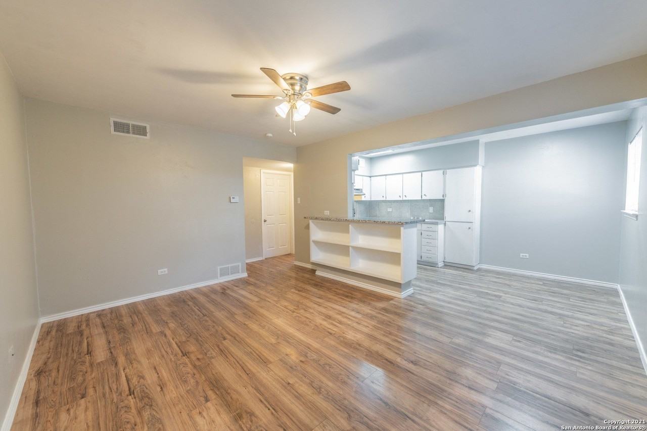 615 Vance Jackson Road #101 - Photo 3 of 12