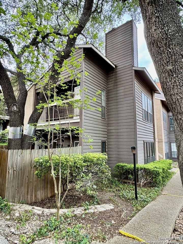 8633 Datapoint Drive - Photo 2 of 17