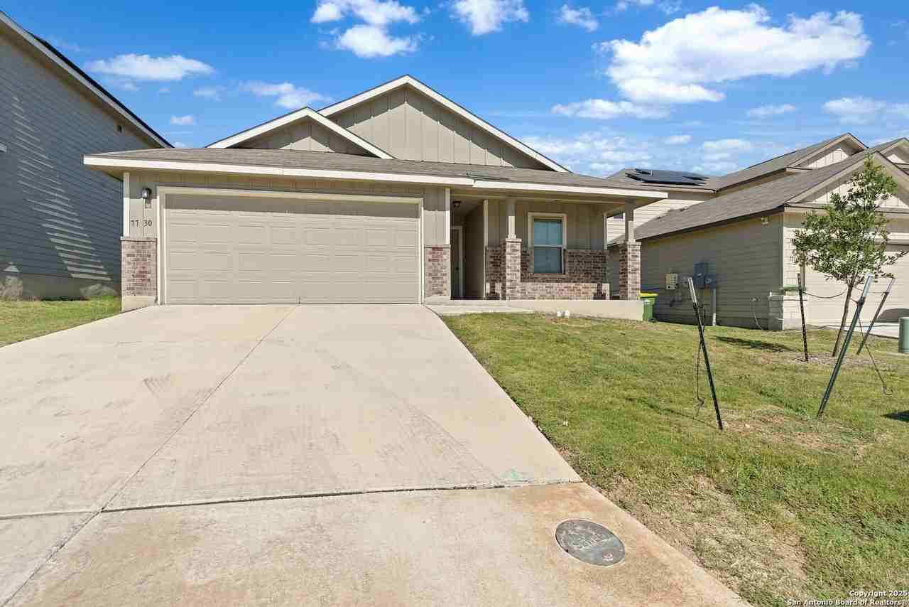 7730 Champion Creek - Photo 3 of 32