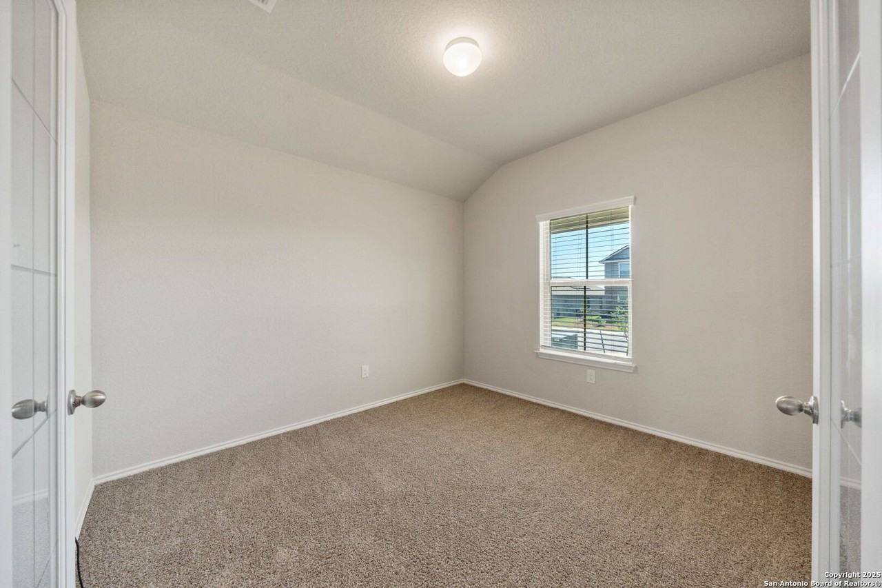 7730 Champion Creek - Photo 6 of 32