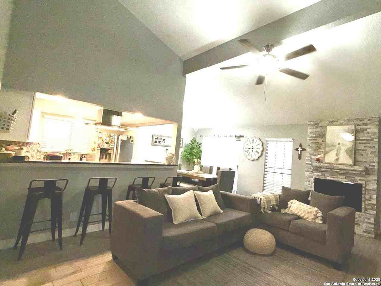 5810 Rue Bourbon - Photo 7 of 19