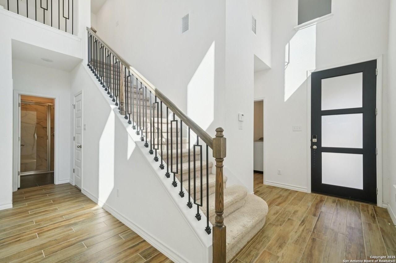 10833 Coppola - Photo 7 of 36