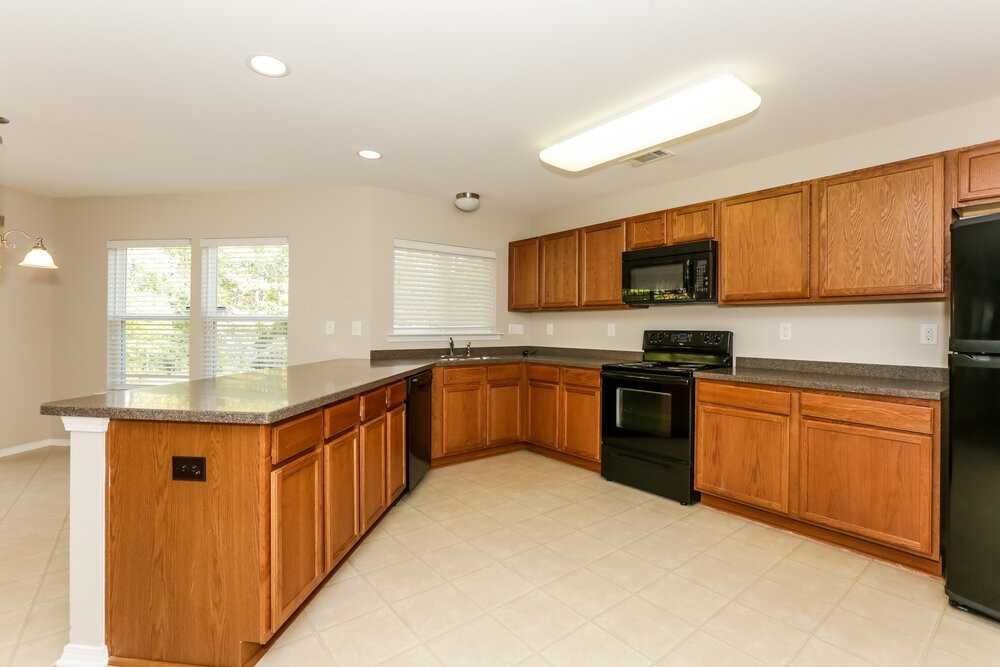 9924 Rocky Ford Club Rd - Photo 4 of 16