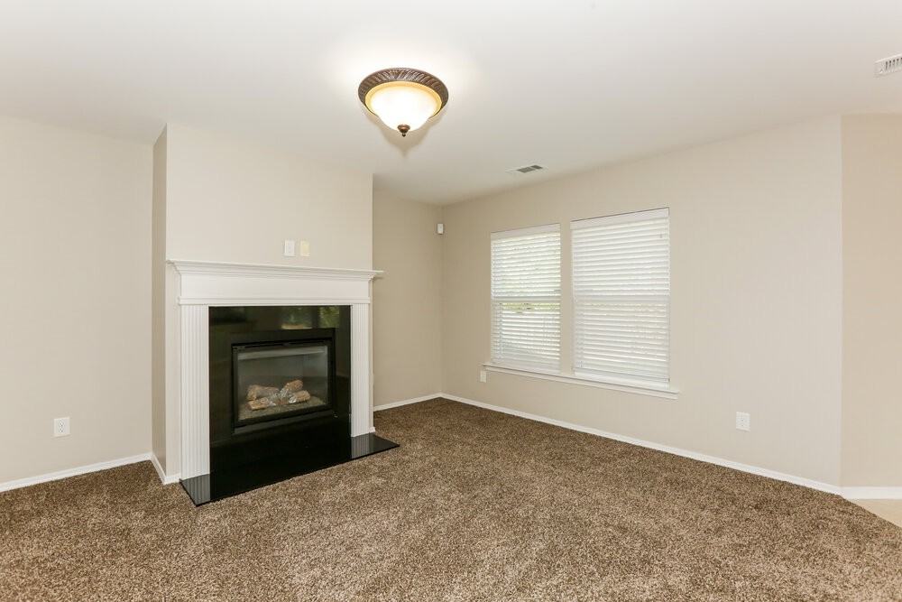 9924 Rocky Ford Club Rd - Photo 5 of 16