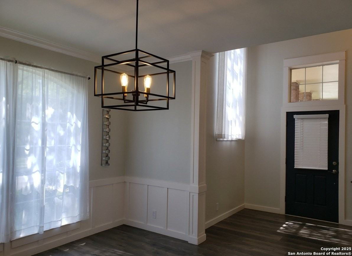 4111 Antlers Lodge Rd - Photo 4 of 37