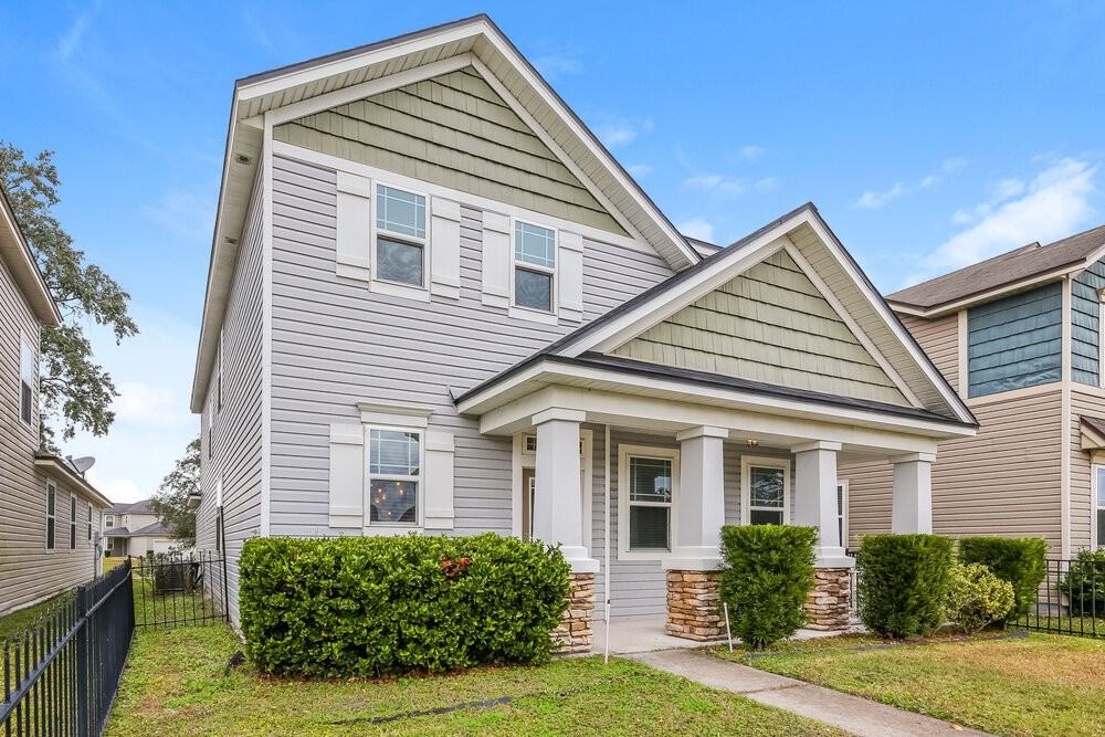 3059 Holly Grove Ln - Photo 4 of 17