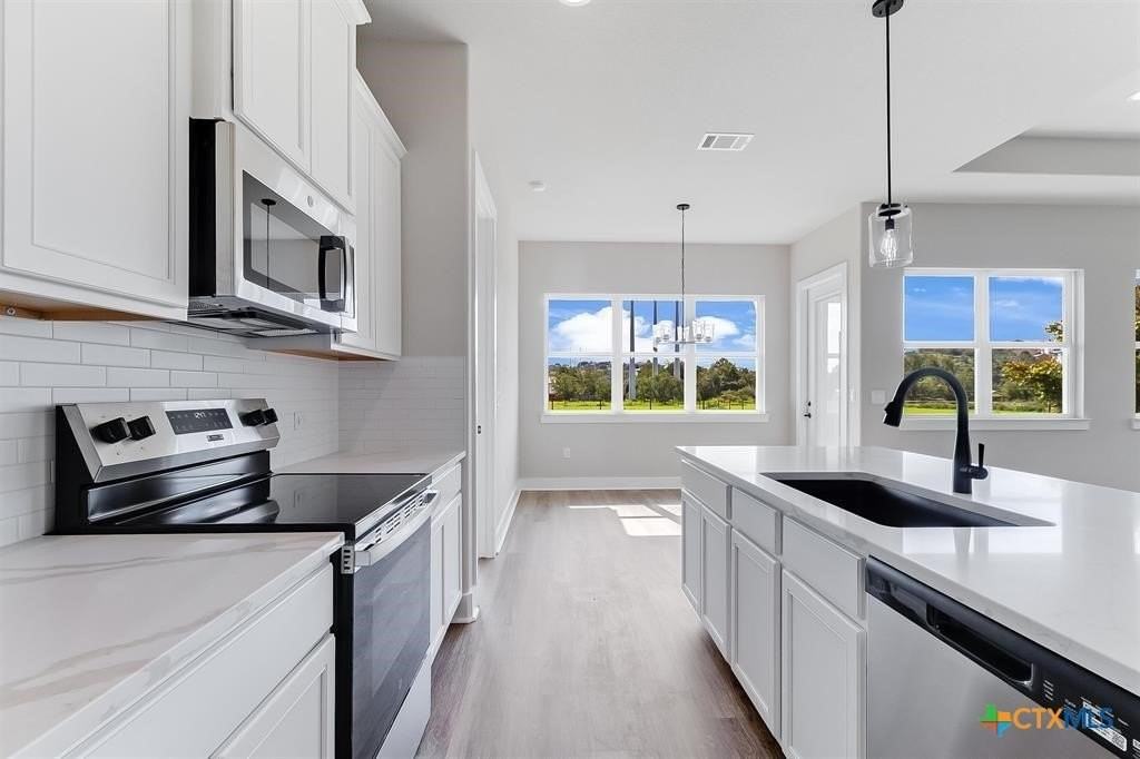 1259 Pecan Valley Dr - Photo 5 of 30