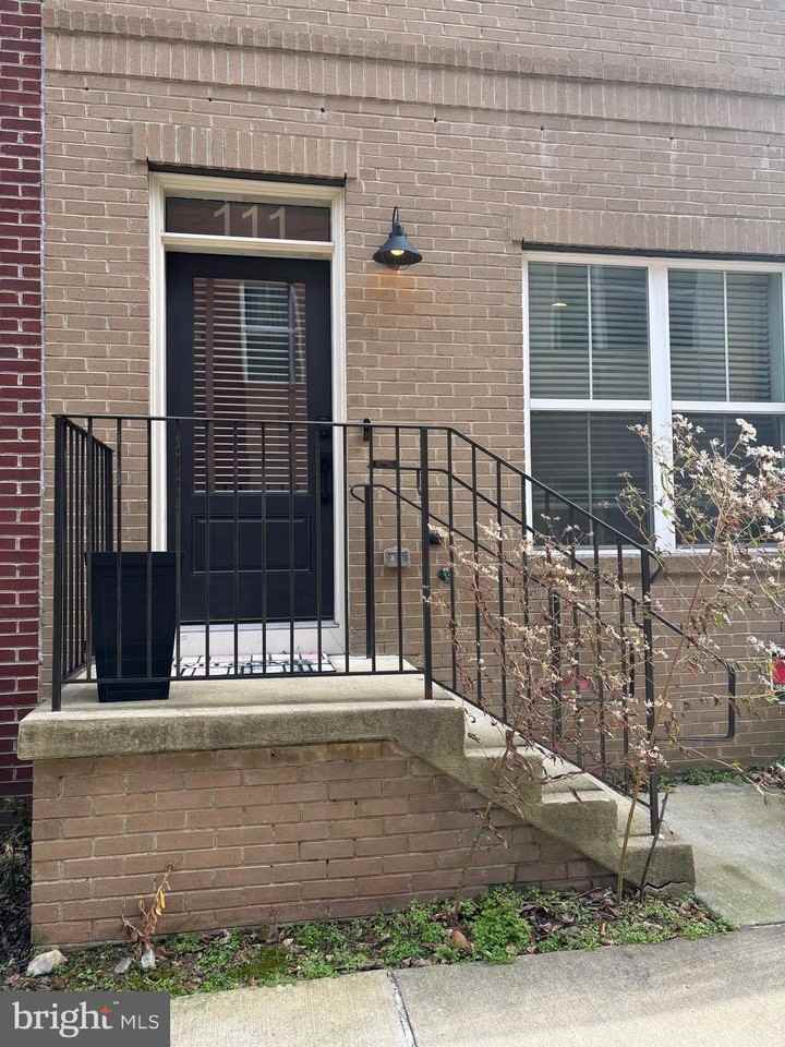 111 Kandinsky Loop - Photo 2 of 16