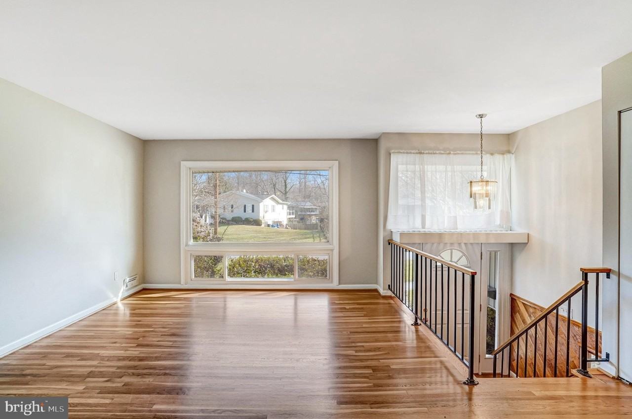 4304 San Carlos Dr - Photo 6 of 38