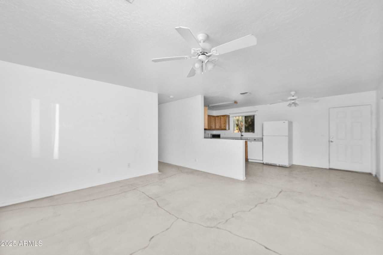 17707 East Karsten Drive - Photo 5 of 33