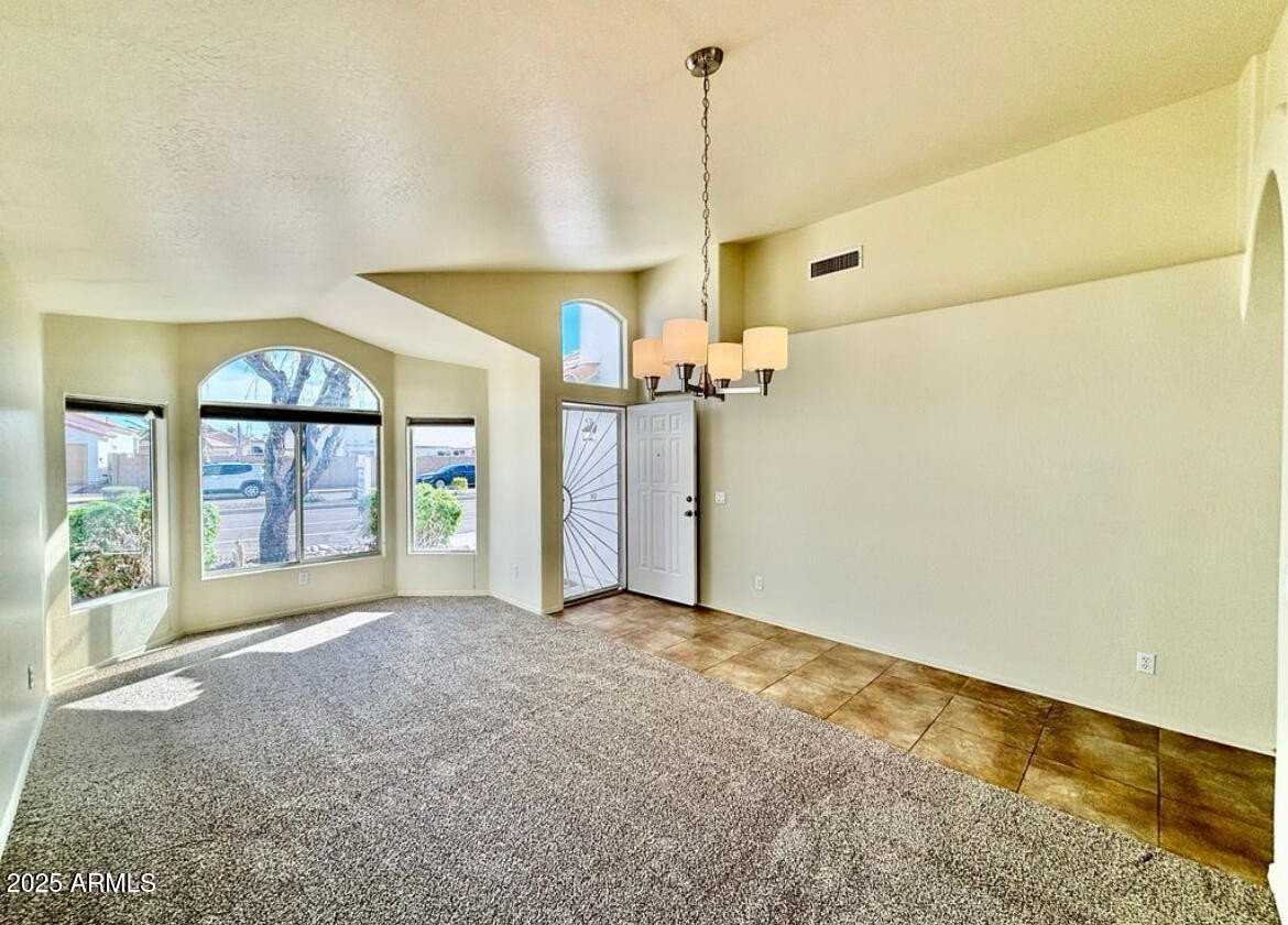 19910 Coyote Lakes Parkwway - Photo 5 of 29