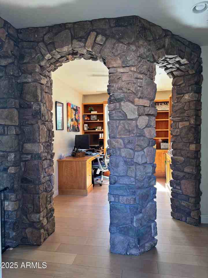 7625 East Sands Drive - Photo 6 of 17