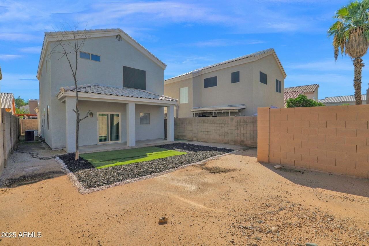 1750 West Union Hills Drive #56 - Photo 2 of 29