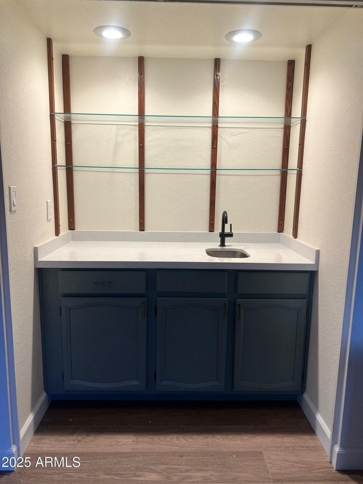 2050 West Nido Avenue - Photo 5 of 30