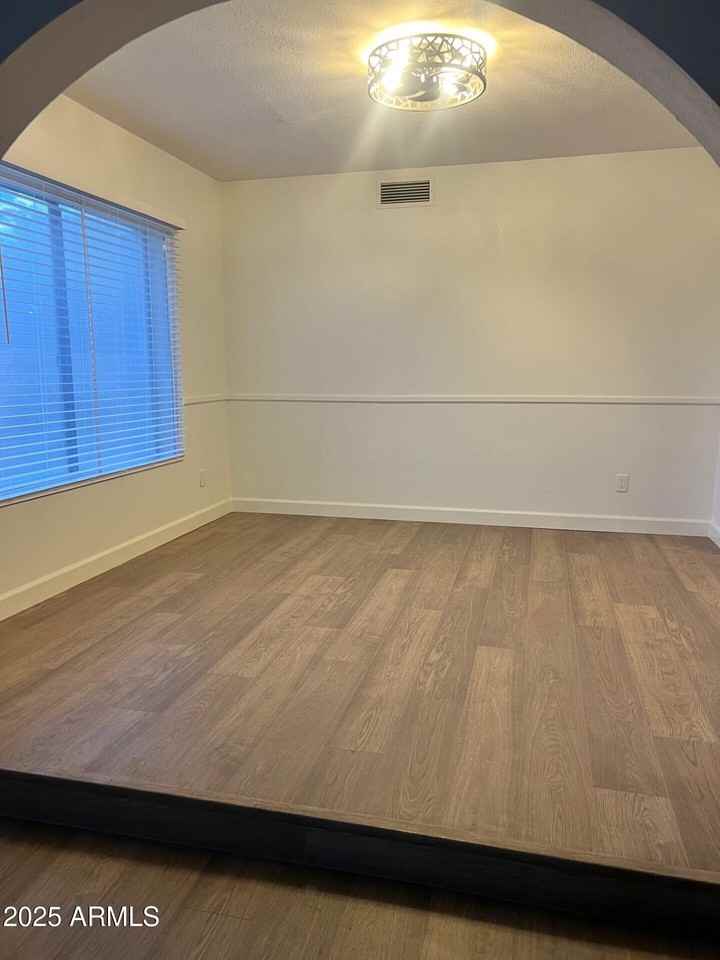 2050 West Nido Avenue - Photo 7 of 30