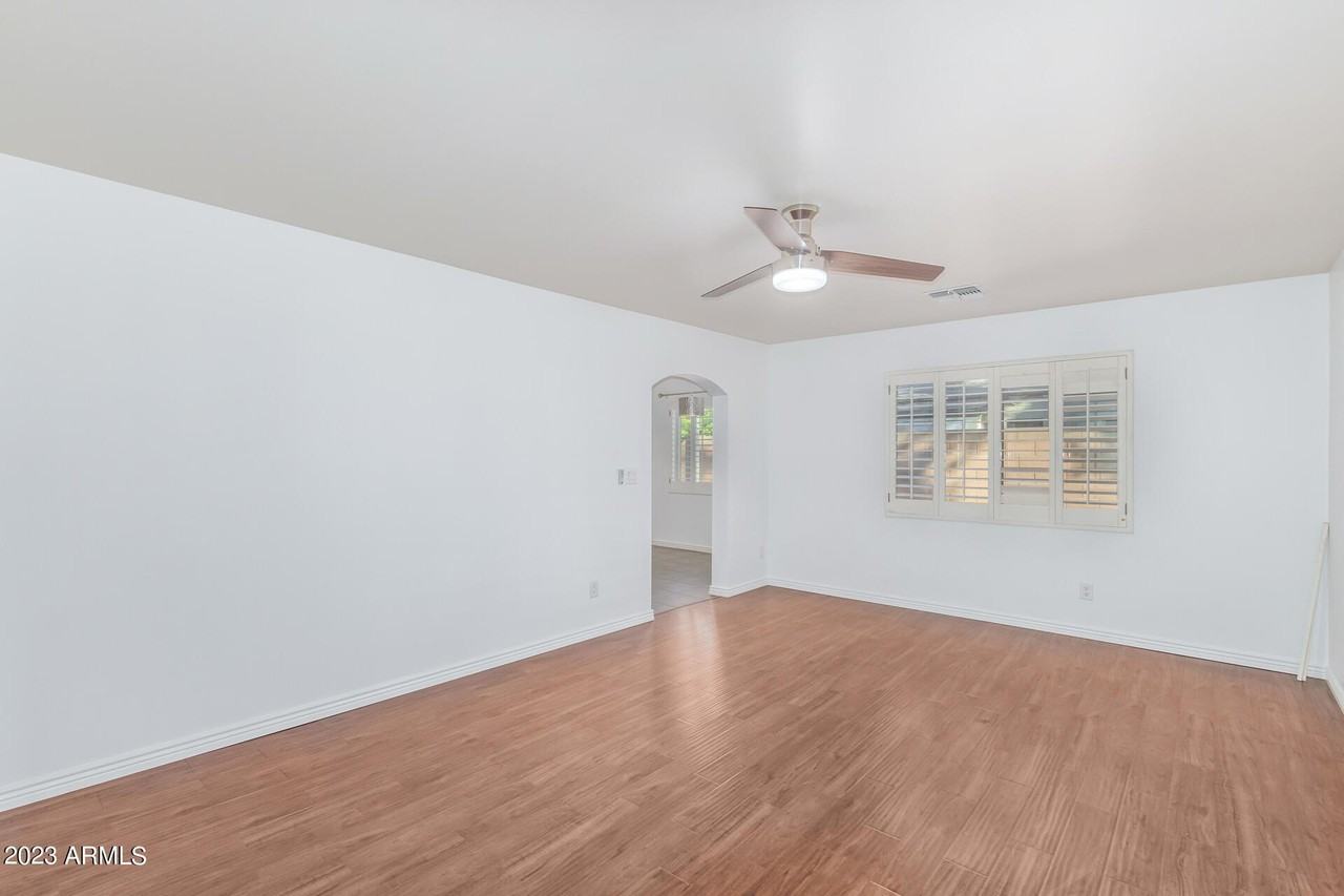 518 West San Juan Avenue - Photo 4 of 25