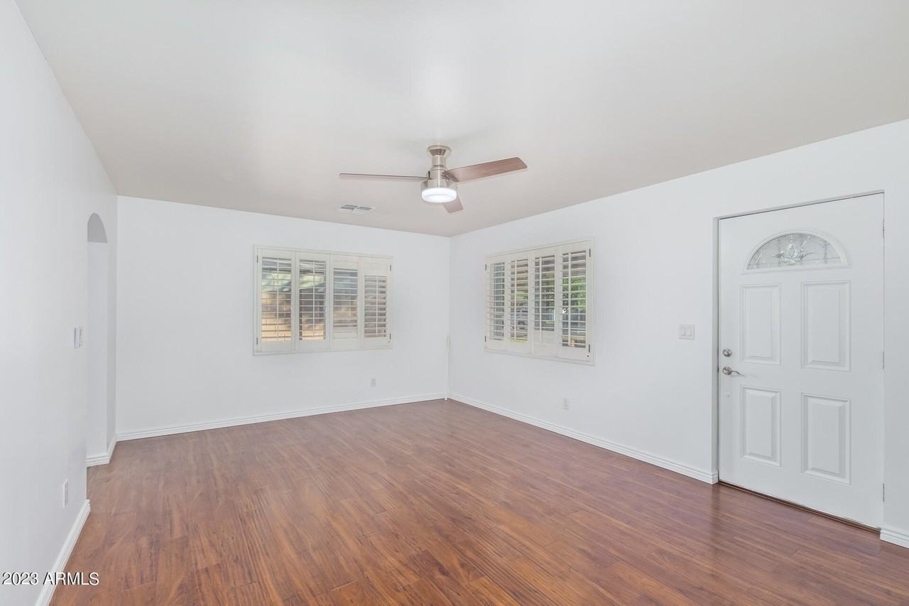 518 West San Juan Avenue - Photo 5 of 25