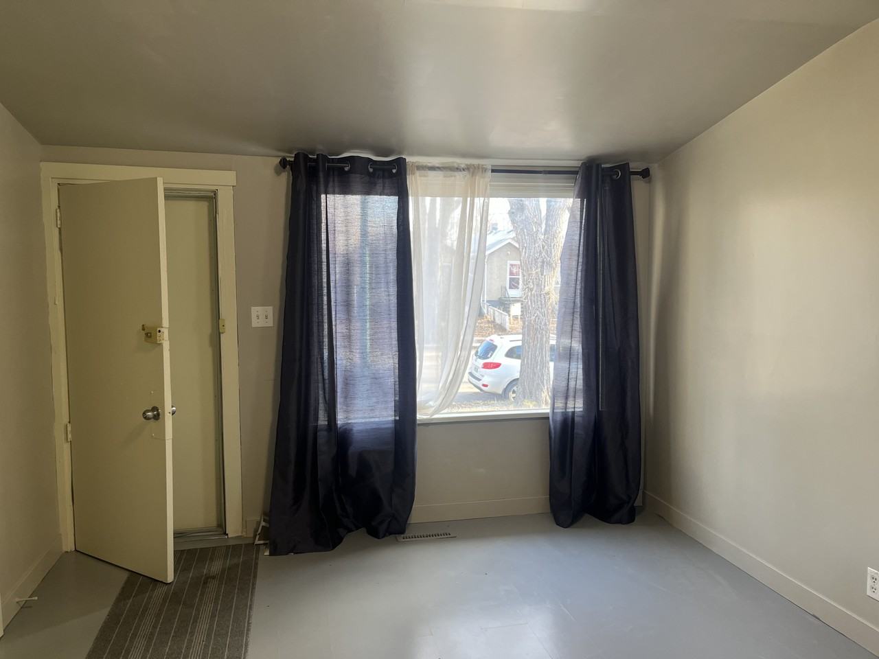 2234 Winnipeg Street - Photo 3 of 19