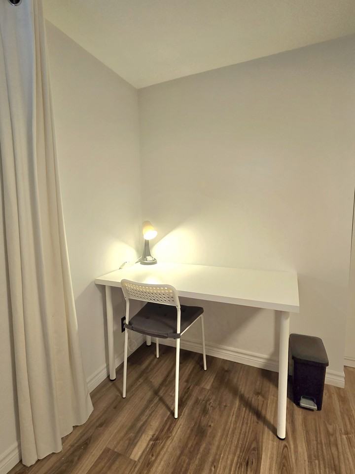 68 Shaver Avenue South - Photo 5 of 10