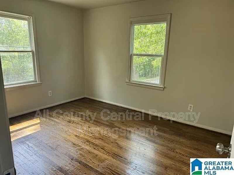 6936 66th St S - Photo 3 of 9