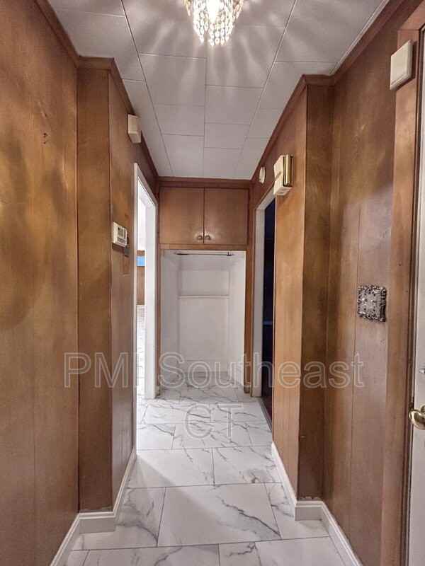 121 Shaw St #1 - Photo 7 of 9