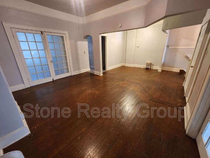 512 South 5th Street - Photo 3 of 11