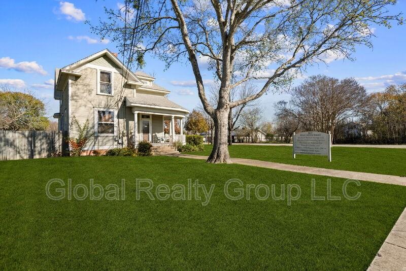 802 West Center Street #B - Photo 4 of 32