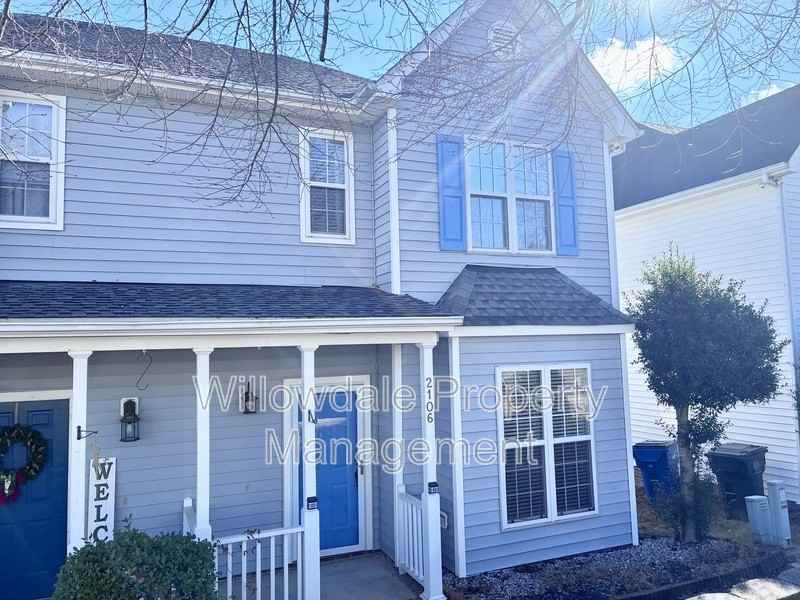 2106 Turtle Point Dr - Photo 2 of 27