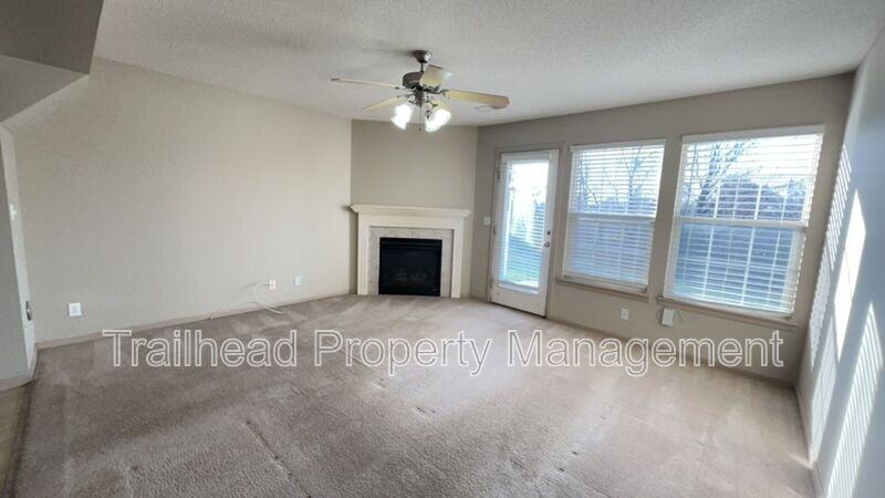 4419 Ne 83rd St - Photo 7 of 27