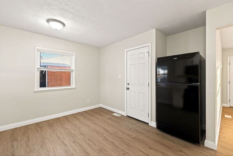 268 Bedford Avenue - Photo 6 of 23