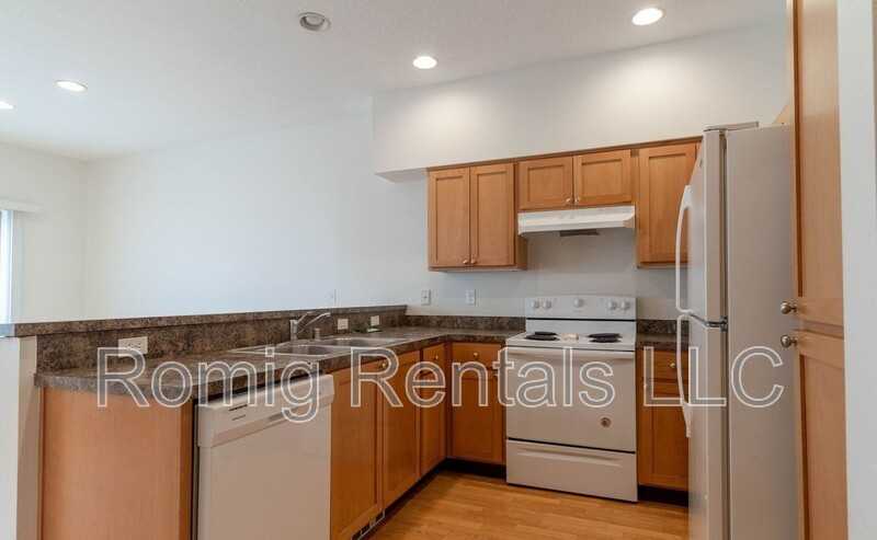 8109 Northeast 36th Court - Photo 2 of 18