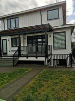 featured image of 887 East 39th Avenue