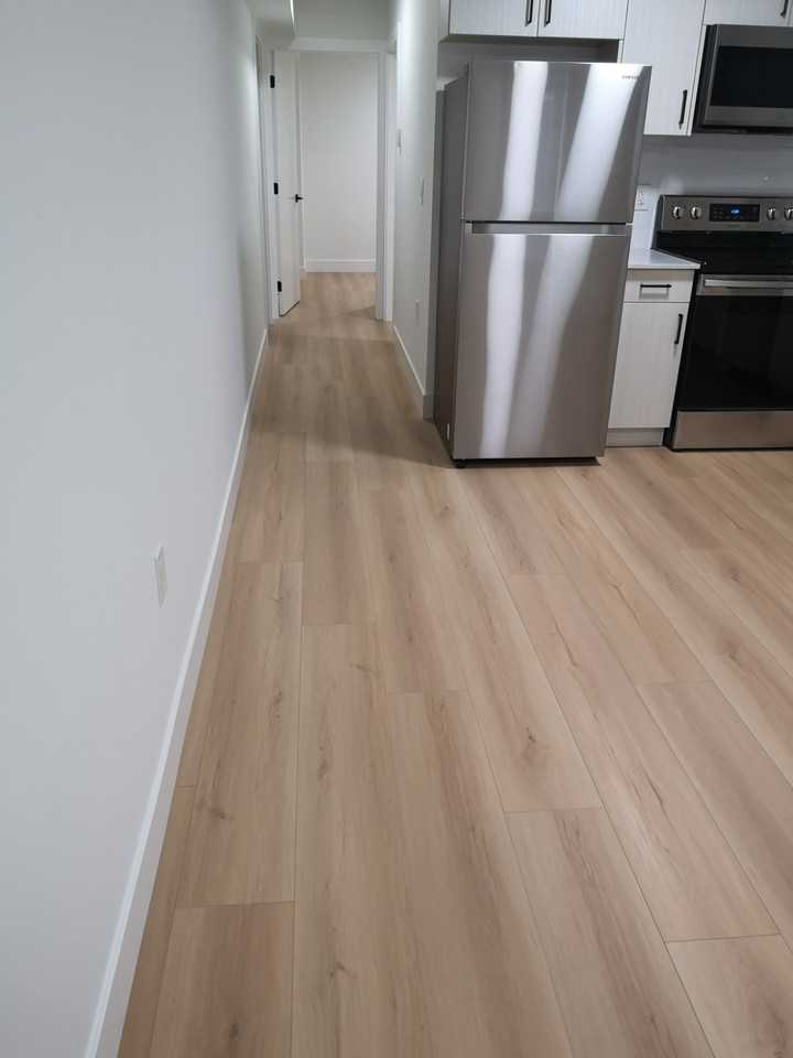 887 East 39th Avenue - Photo 5 of 11
