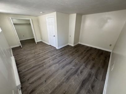 106 Broad Street - Photo 3 of 7