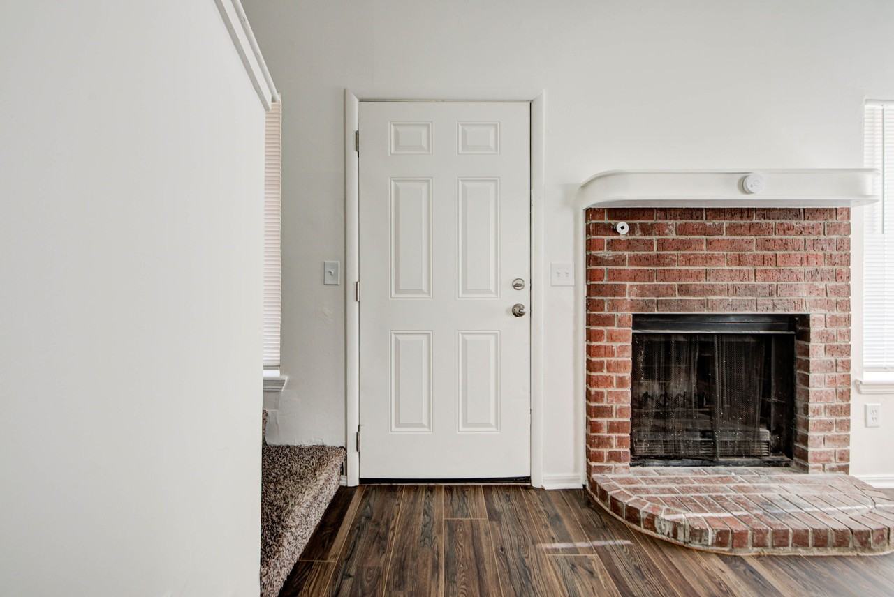 112 Monticello Road - Photo 3 of 24