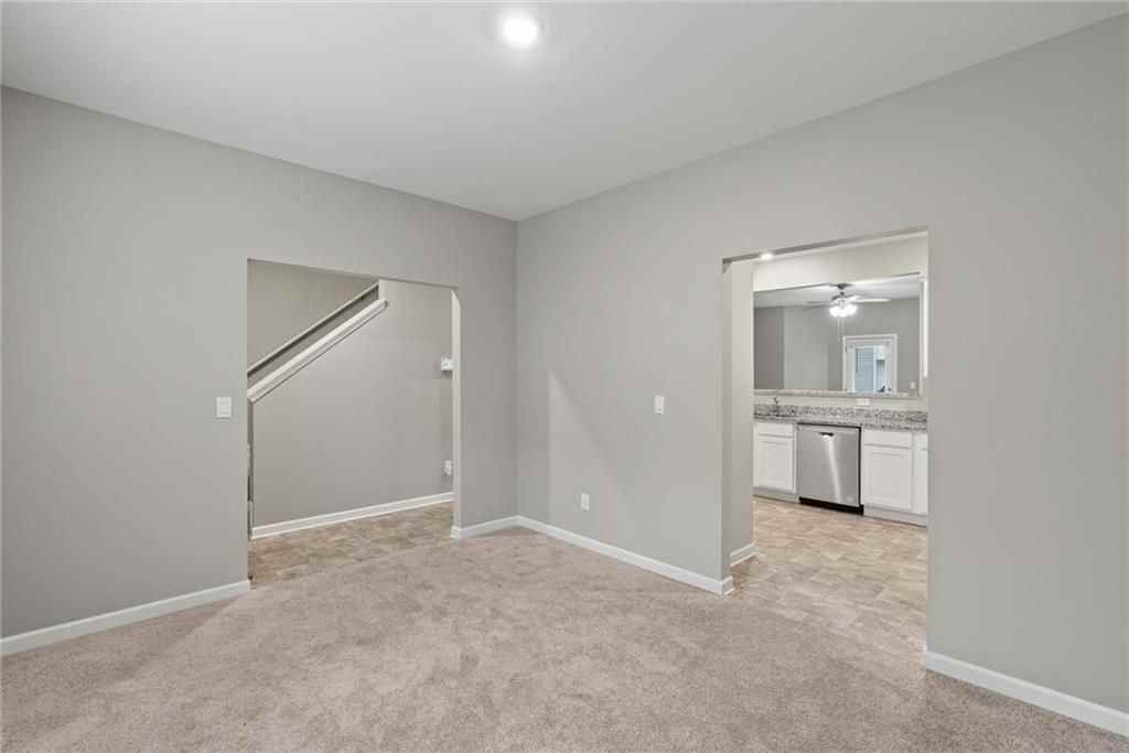 2650 Axel Rdg - Photo 5 of 29