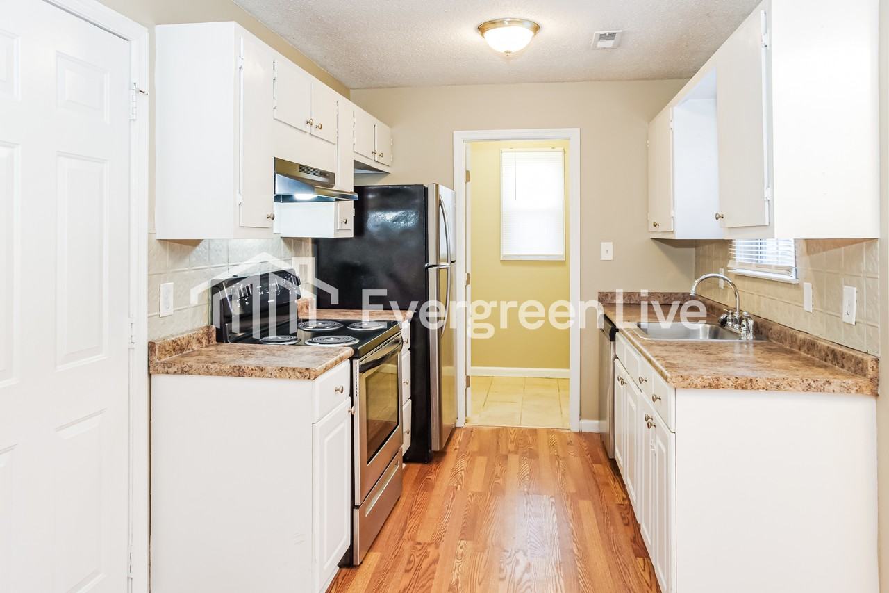 369 Buffalo Creek Dr - Photo 7 of 16