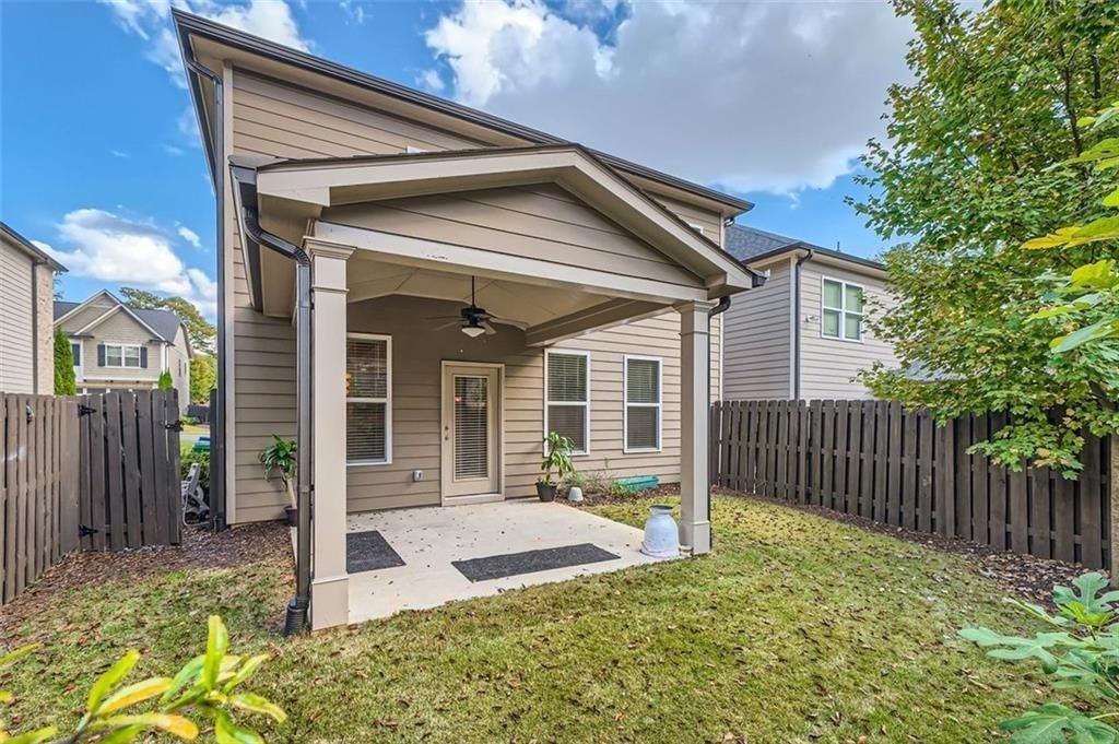 1882 Weston Lane - Photo 2 of 18