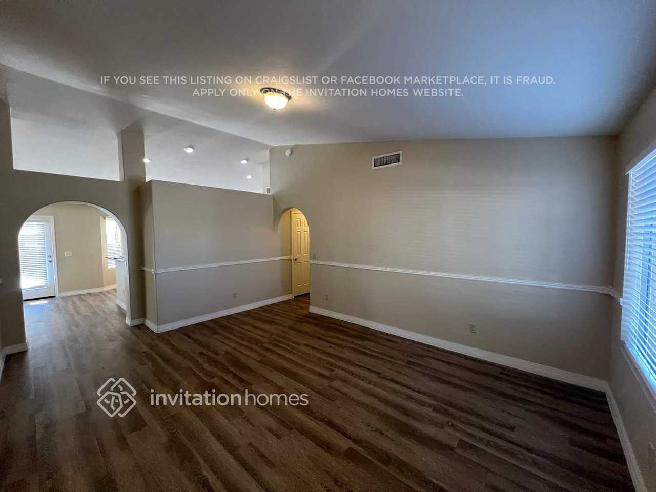 4319 East Princeton Avenue - Photo 4 of 24