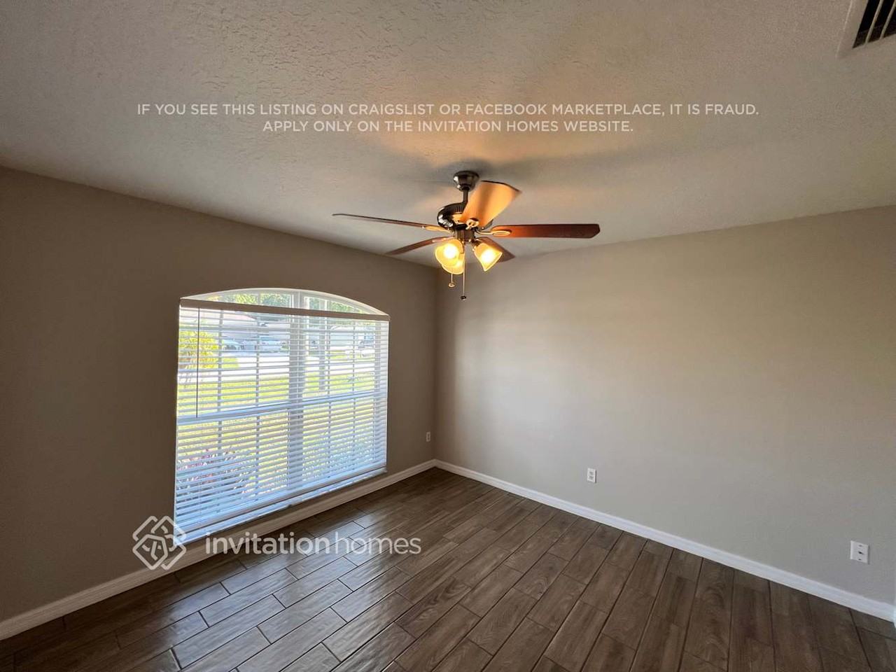 5341 Nw Aloha St - Photo 6 of 23